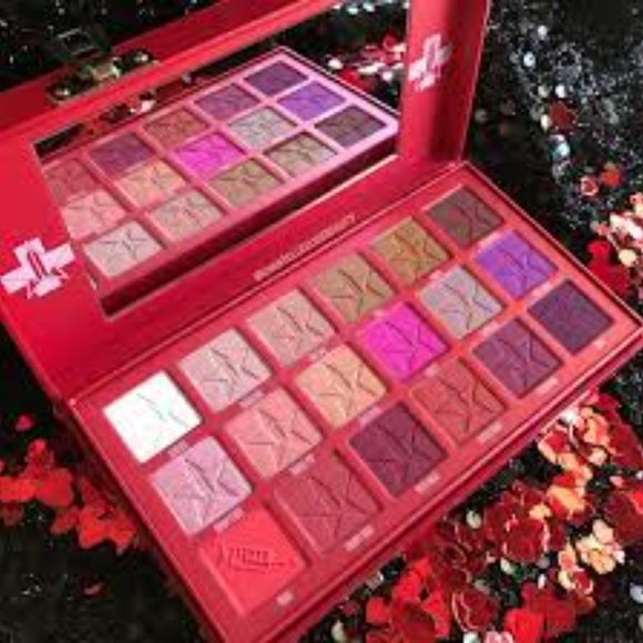 Jeffree star New blood sugar eyeshadow palette - Picture 3 of 7